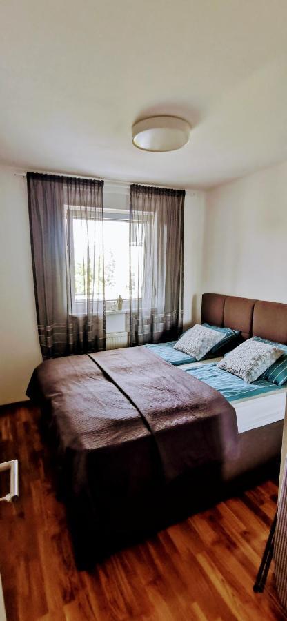 Apartamento Apartman Varenica Doboj Exterior foto